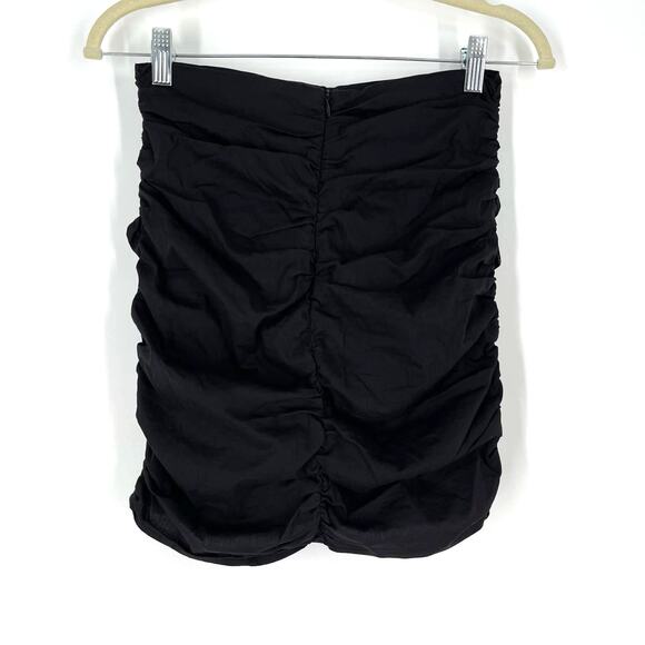 Tic Toc Black Ruffle Ruched Mini Skirt Size Medium - Picture 6 of 6